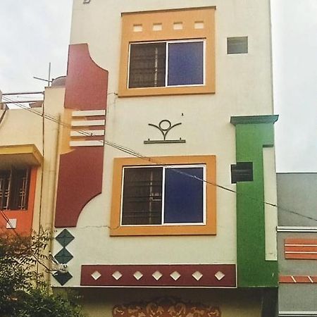 Thiru Arunai Guest House Tiruvannamalai Ngoại thất bức ảnh