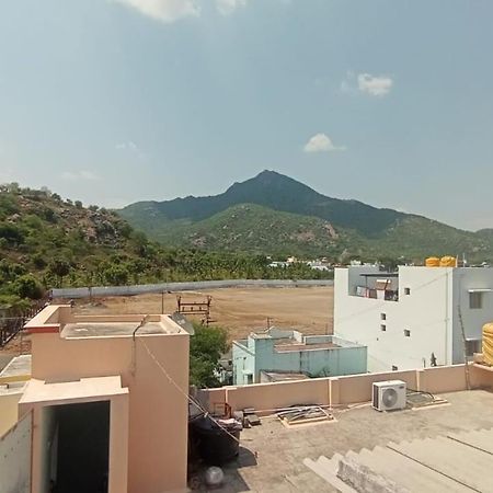 Thiru Arunai Guest House Tiruvannamalai Ngoại thất bức ảnh